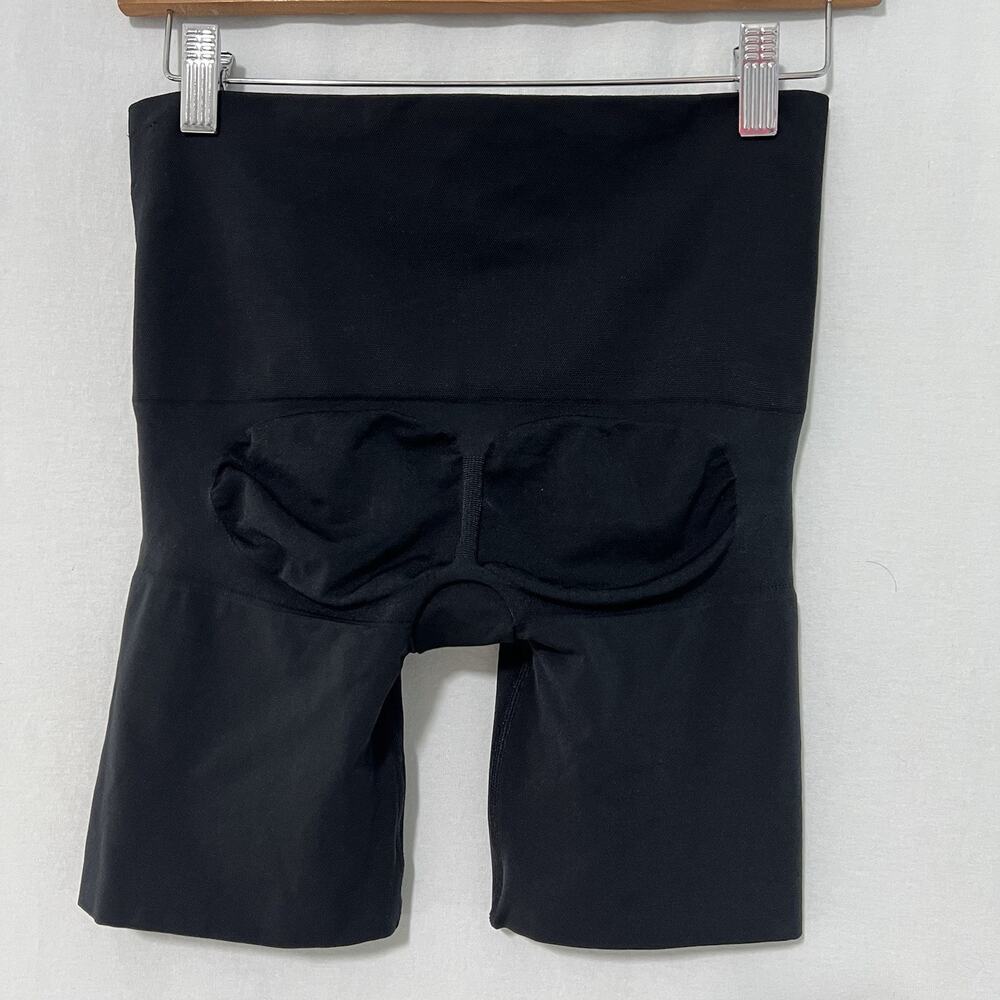 Assets By Spanx Shaping High Waist Shorts Womens XL Black 6.5” Inseam - Picture 6 of 8